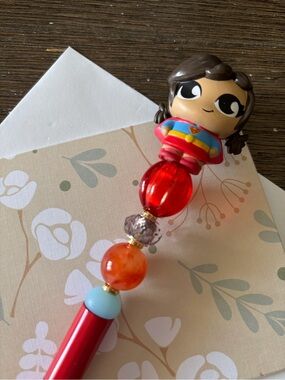 DC Comics: Super Girl handmade beaded pen